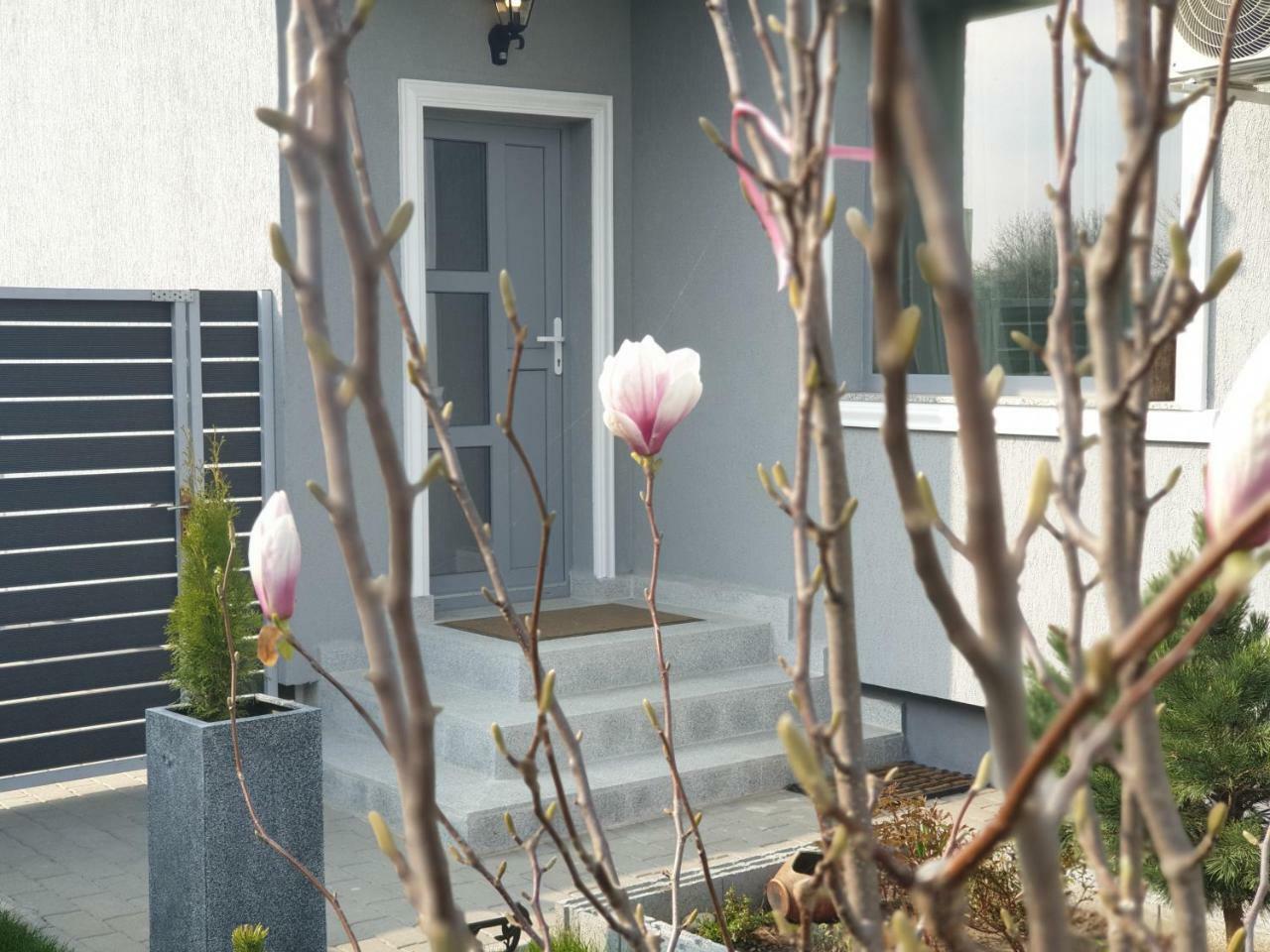 Villagrey Tunari Tunarii 外观 照片